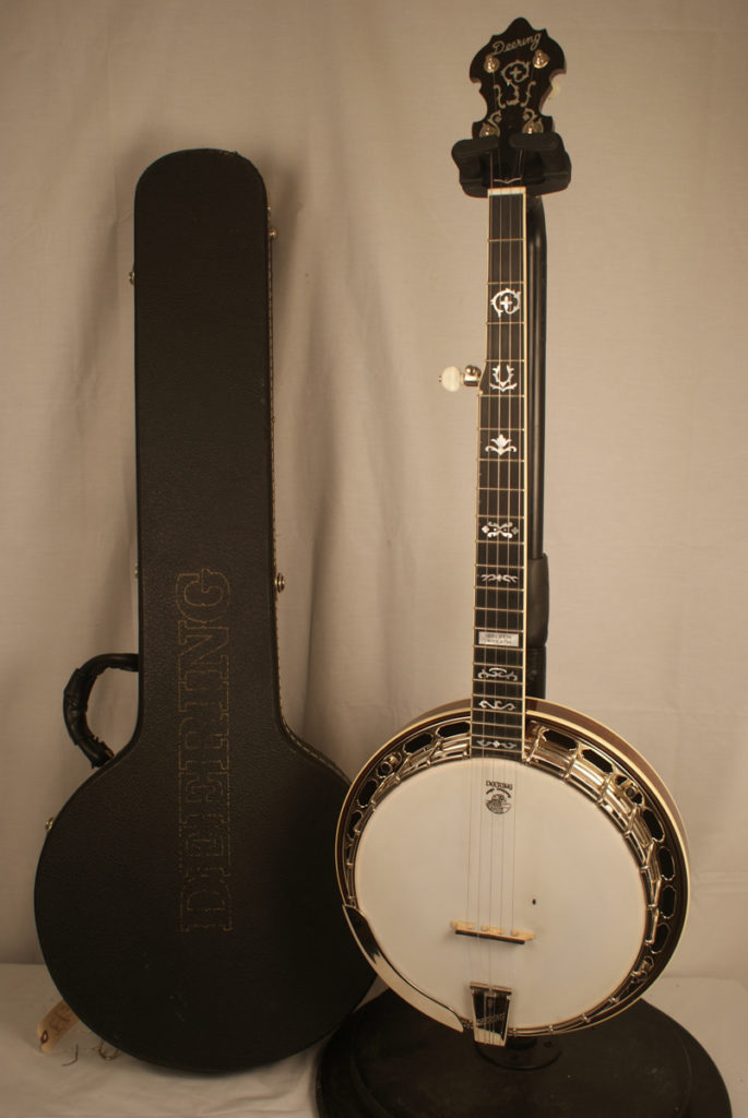 Deering Golden Wreath 5 string Banjo Deering Banjo for Sale