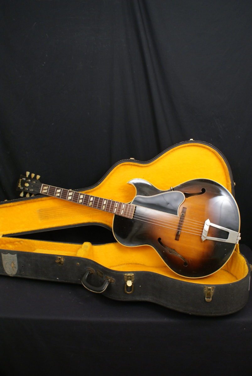 Vintage Gibson L4C Archtop guitar