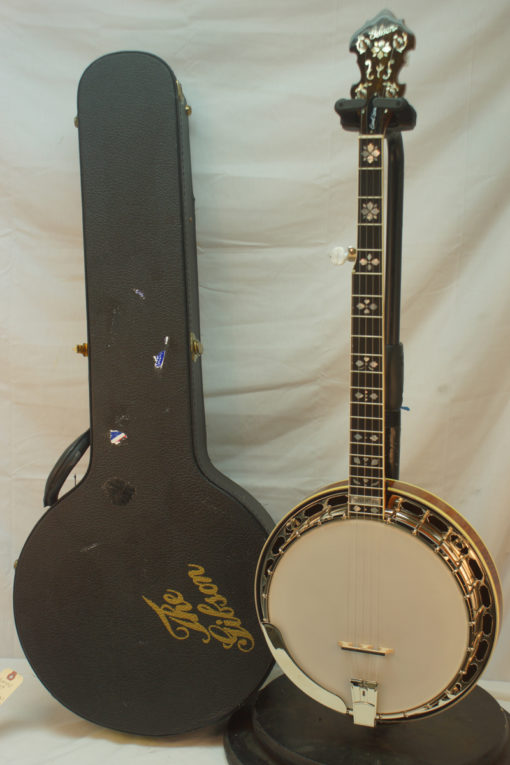 2009 Gibson Earl Scruggs Standard Banjo 5 string with original case for Sale