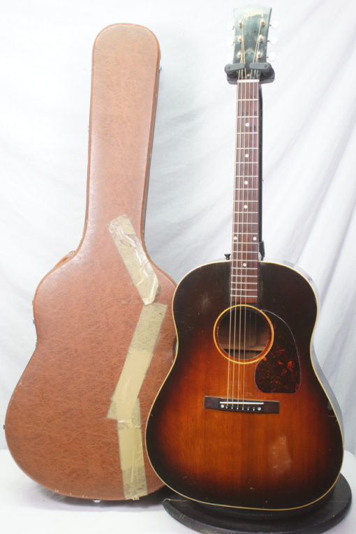 1947 Gibson J45 Acoustic Guitar with hardshell case