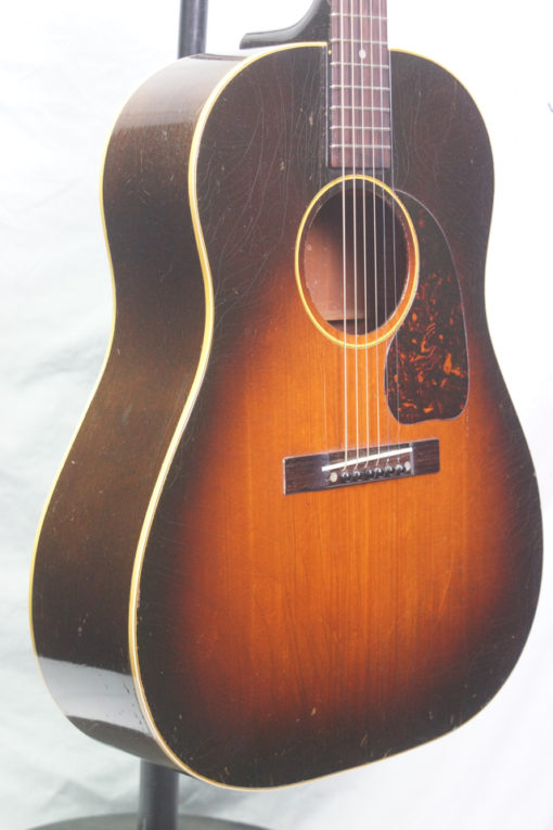 1947 Gibson J45 Acoustic Guitar with original case for Sale
