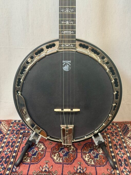 2023 Deering Sierra Maple banjo pot front view showing one-piece cast zinc flange Sierra block and Deering logo on frosted head