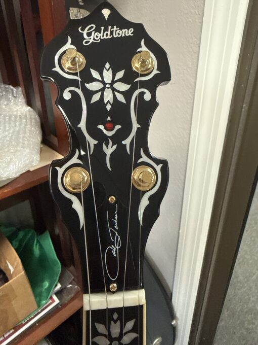 gold-tone-ob-3cj-carl-jackson-ruby-pearl-peghead-front