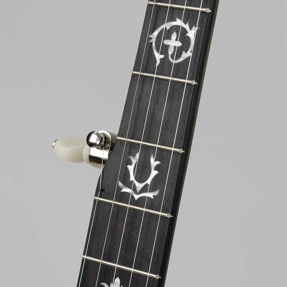 Deering Rustic Wreath 5-String Banjo