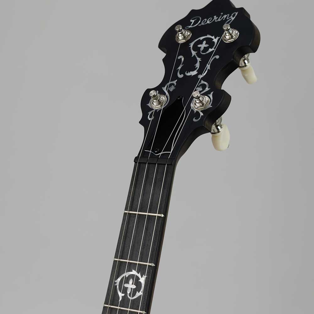 Deering Rustic Wreath 5-String Banjo