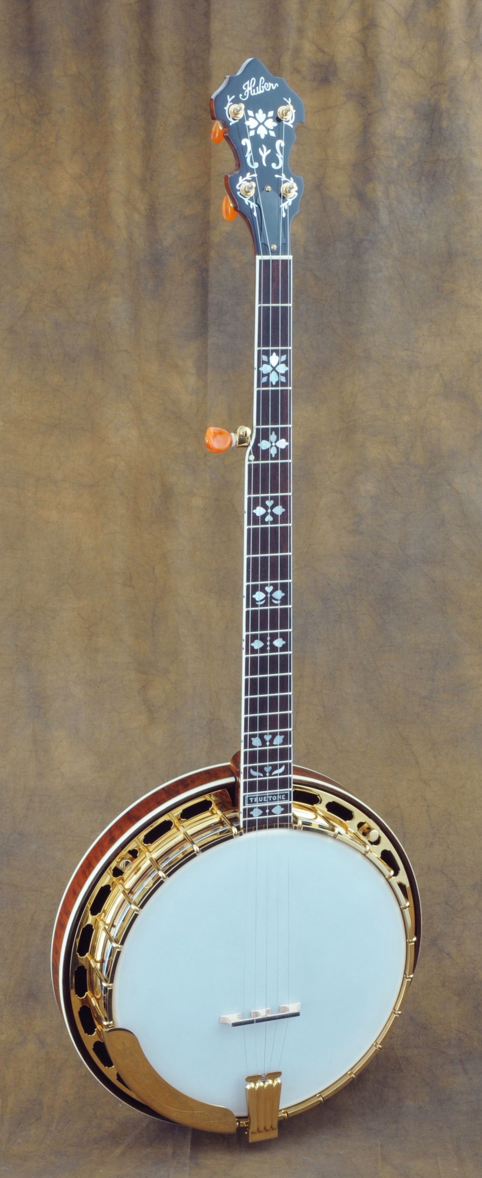 Huber VRB-G with Hearts and Flowers inlay, full front (Huber catalog photo)